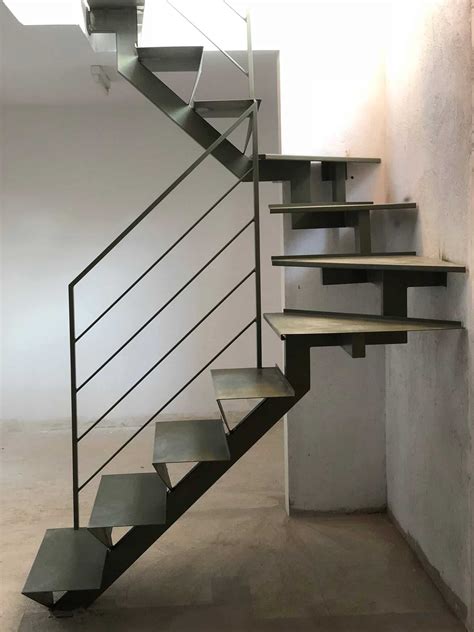 como fabricar una escalera de metal|peralte recomendado para escaleras.